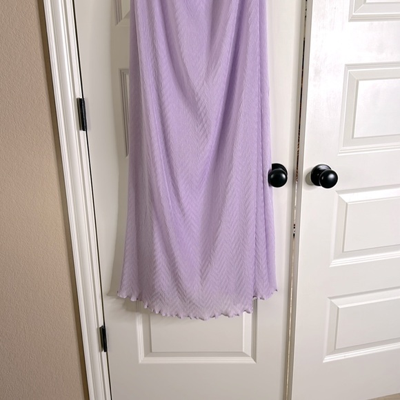 Sleeveless maxi dress lined hides no slip strap gauzy material supportive v bar - Picture 6 of 10